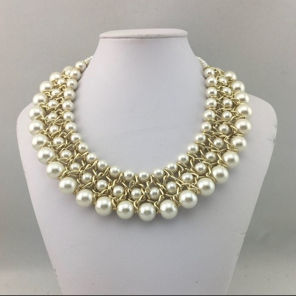 Layered pearls and gold wrapped necklace. - Picture 1 of 2